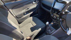 Renault Clio 1.2 16V Dynamique Nav 5dr Petrol Hatchback